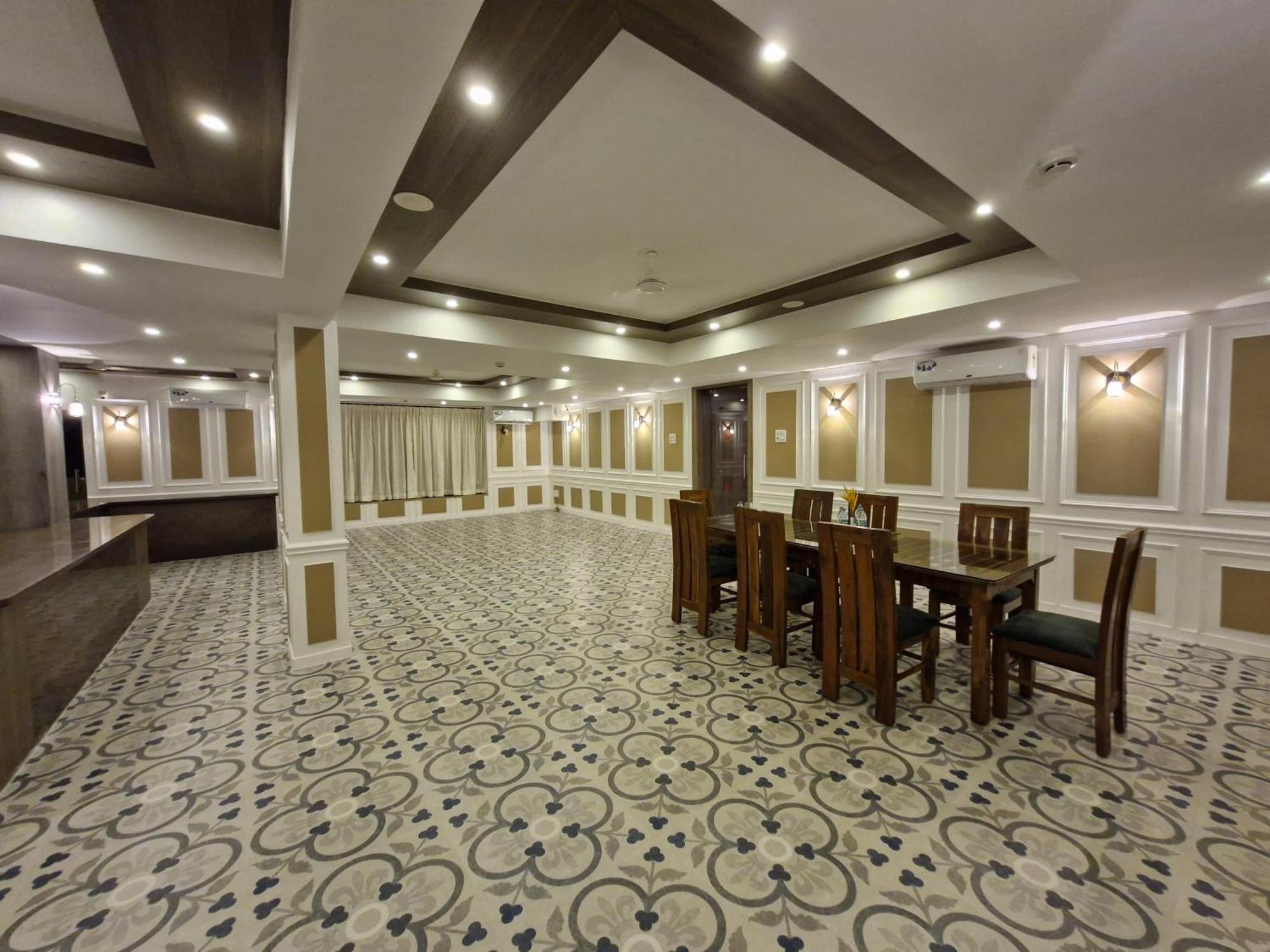 Treebo Trend Green Valley Beach Resort Dona Paula Exterior foto