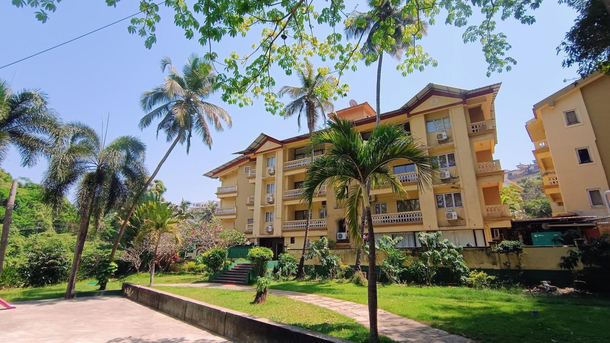 Treebo Trend Green Valley Beach Resort Dona Paula Exterior foto